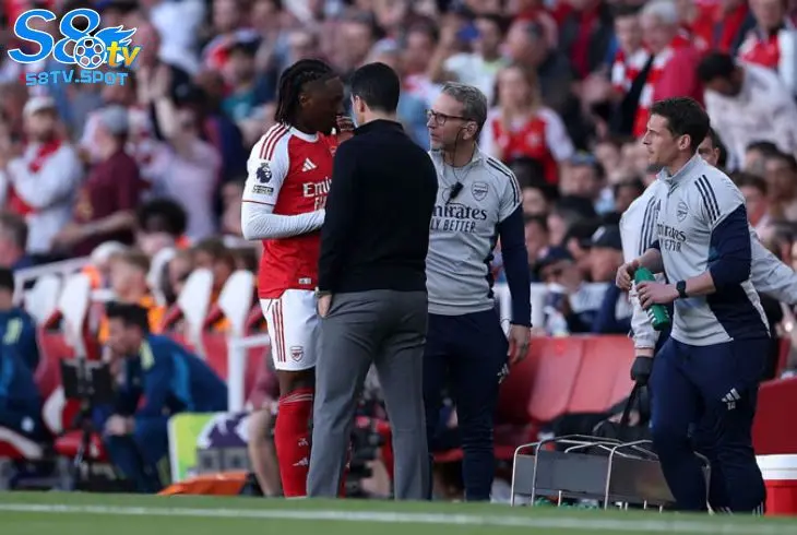 Đội hình Arsenal sẽ mất Eze trên hàng công tới hết mùa giải